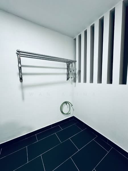 Service Residence for Sale at SqWhere Service Apartments - Wan Azima - Interior - PropertyGuru.com.my