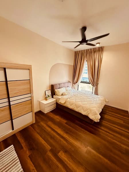 Service Residence for Sale at SqWhere Service Apartments - Wan Azima - Bedroom - PropertyGuru.com.my