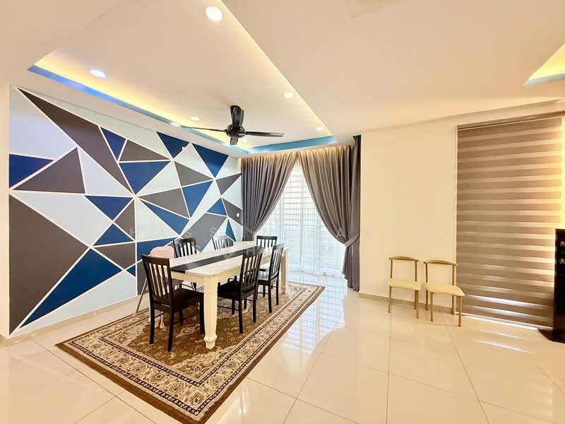 2-storey Terraced House for Sale in Bandar Sri Sendayan (Negeri Sembilan) - Hassan Basri Suhaimi - Dining Room - PropertyGuru.com.my
