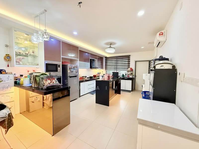 2-storey Terraced House for Sale in Bandar Sri Sendayan (Negeri Sembilan) - Hassan Basri Suhaimi - Kitchen - PropertyGuru.com.my