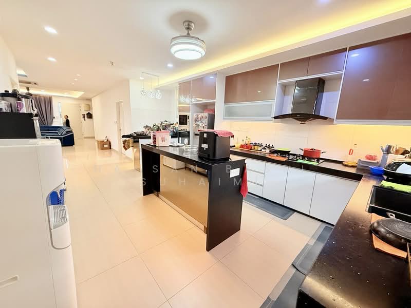 2-storey Terraced House for Sale in Bandar Sri Sendayan (Negeri Sembilan) - Hassan Basri Suhaimi - Kitchen - PropertyGuru.com.my