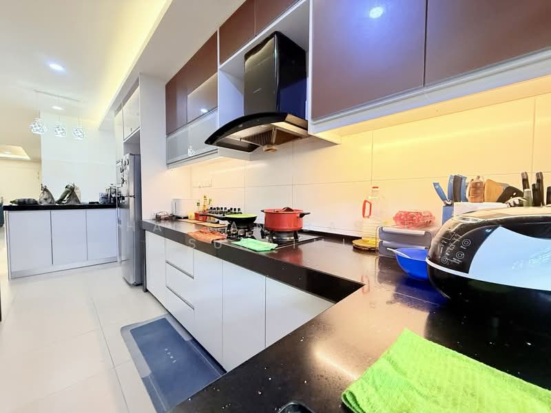 2-storey Terraced House for Sale in Bandar Sri Sendayan (Negeri Sembilan) - Hassan Basri Suhaimi - Kitchen - PropertyGuru.com.my