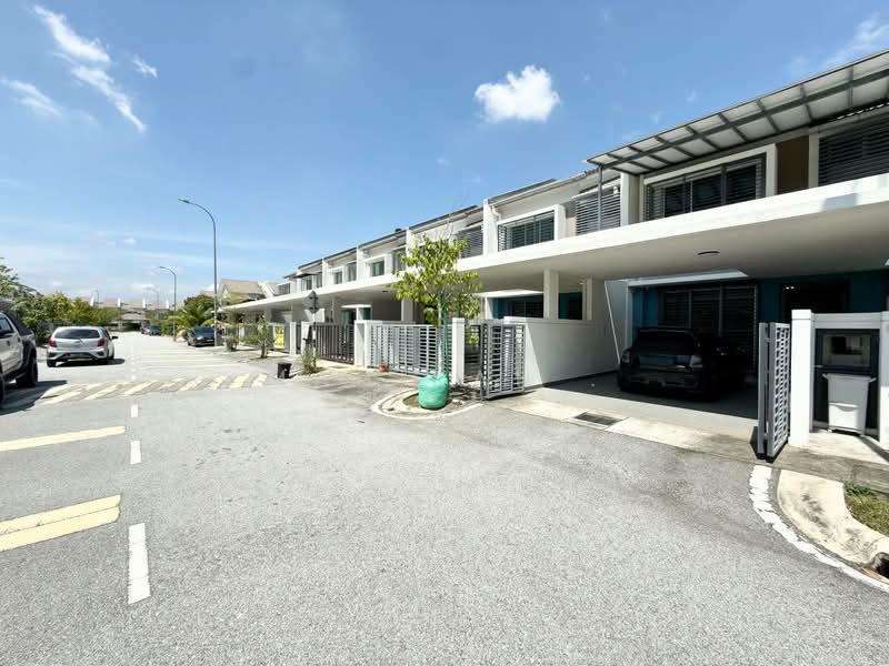 Laman Mawar Kota Seriemas untuk Untuk Dijual - RM 497,000, Mac 2026 - Exterior - PropertyGuru.com.my