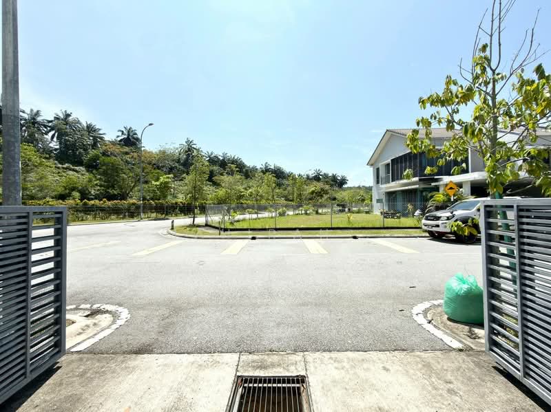 Laman Mawar Kota Seriemas untuk Untuk Dijual - RM 497,000, Mac 2026 - Exterior - PropertyGuru.com.my