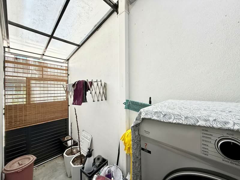 Laman Mawar Kota Seriemas untuk Untuk Dijual - RM 497,000, Mac 2026 - Balcony - PropertyGuru.com.my