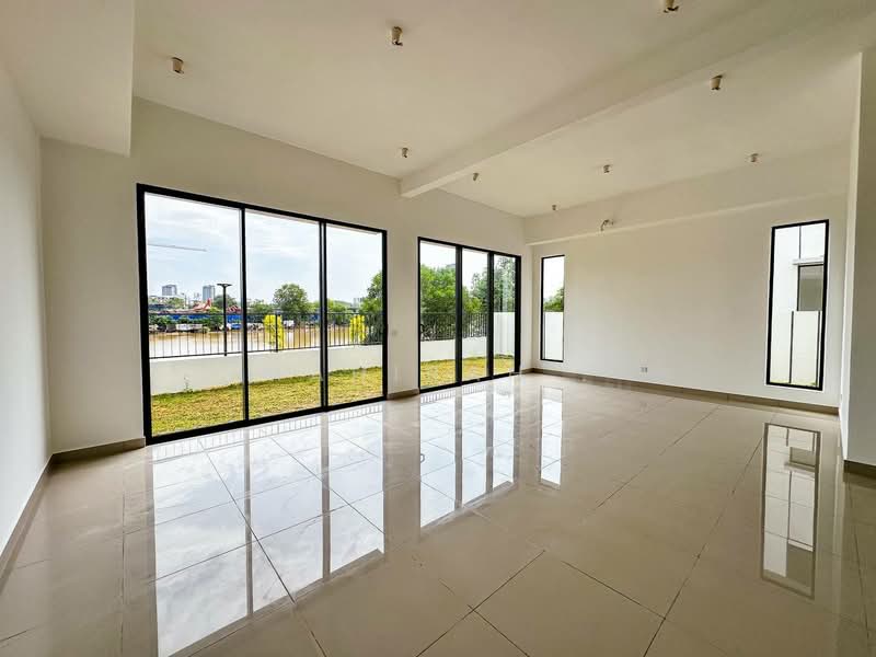 Semi-Detached House for Sale in Cyber 10 (Cyberjaya) - Mahirah . - Living Room - PropertyGuru.com.my