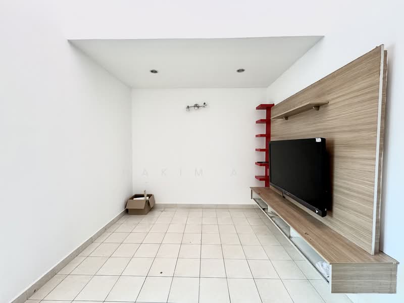 Bandar Seri Putra untuk Untuk Dijual - RM 637,000, Mac 2026 - Living Room - PropertyGuru.com.my