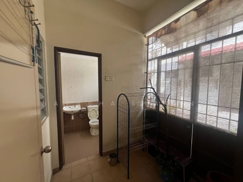 2-storey Terraced House for Sale in Shah Alam (Selangor) - Natasha Shadan - Bathroom - PropertyGuru.com.my