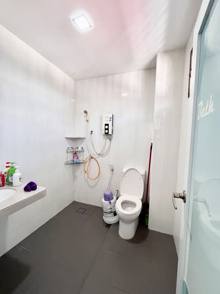 2-storey Terraced House for Sale in Taman Skudai Baru (Skudai) - Chow Chzee Eng - Bathroom - PropertyGuru.com.my