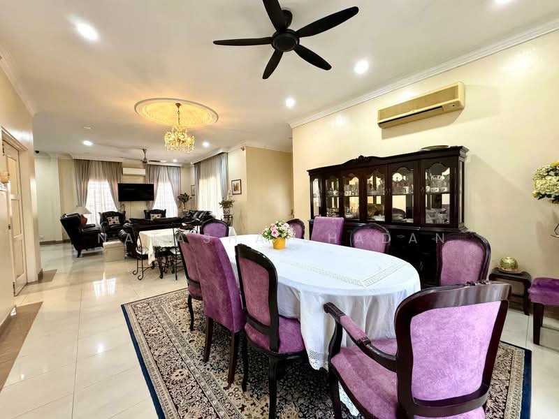 Bungalow for Sale in Bukit Jelutong (Shah Alam) - Natasha Shadan - Dining Room - PropertyGuru.com.my