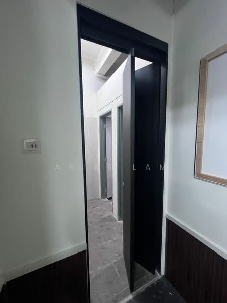 Shop / Office for Rent in Johor Bahru (Johor) - Aries Lam - Corridor - PropertyGuru.com.my