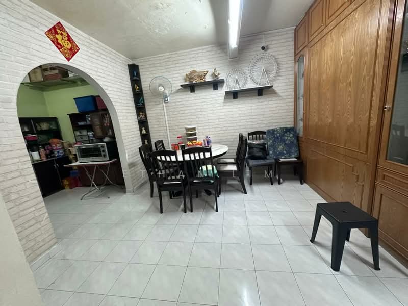 2-storey Terraced House for Sale in Taman Johor Jaya (Johor Bahru) - Ethan Lim - Dining Room - PropertyGuru.com.my