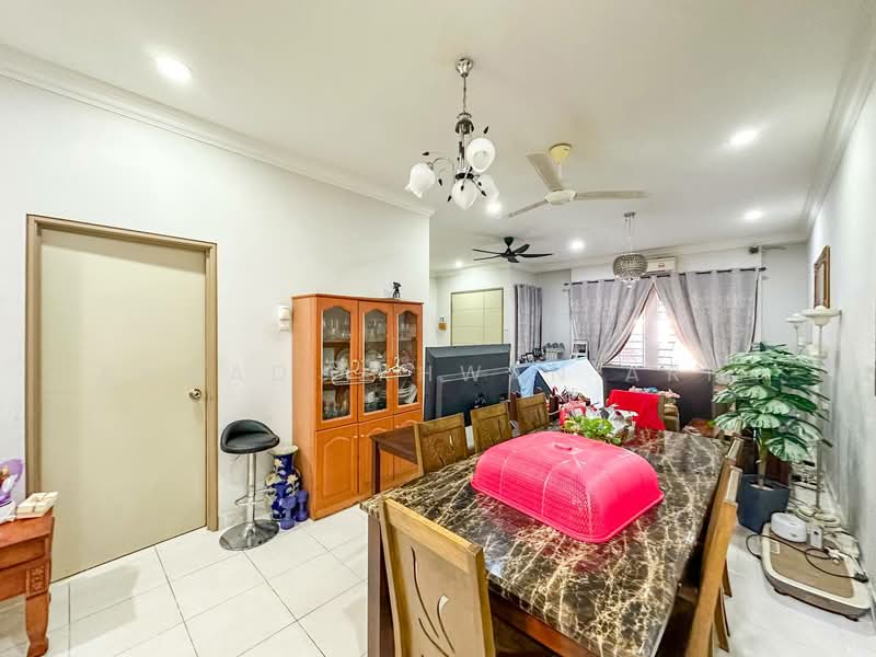 Nilai Impian untuk Untuk Dijual - RM 529,000, Mac 2026 - Dining Room - PropertyGuru.com.my