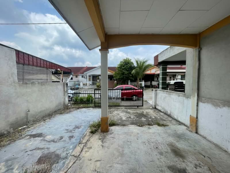 Rumah Teres 1 Tingkat untuk Dijual di Rantau (Negeri Sembilan) - Azrul Othman - Exterior - PropertyGuru.com.my