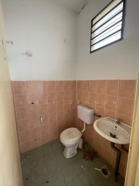 Rumah Teres 1 Tingkat untuk Dijual di Rantau (Negeri Sembilan) - Azrul Othman - Bathroom - PropertyGuru.com.my