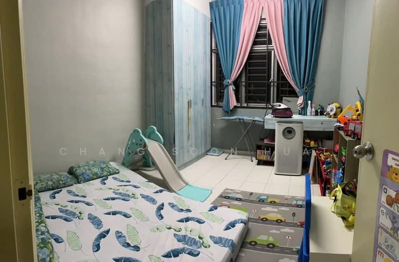 Villa Krystal @ Bandar Selesa Jaya untuk Untuk Dijual - RM 250,000, Mac 2026 - Bedroom - PropertyGuru.com.my