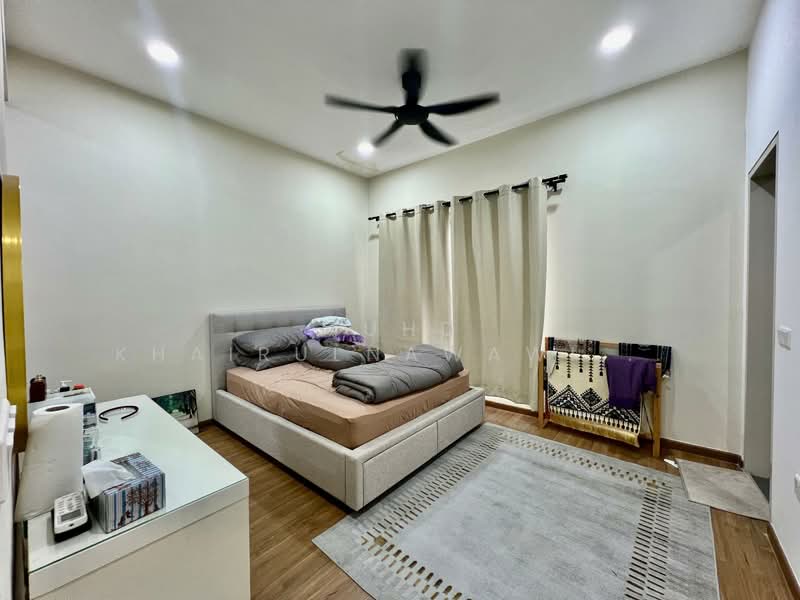 2-storey Terraced House for Sale in Bukit Raja (Selangor) - Muhd Khairulnawawi Kamaruddin - Bedroom - PropertyGuru.com.my