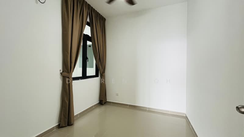 Servis Apartment untuk Disewa di Serviced Residence @ The Louvre @ Country Heights - Darren Toh - Bedroom - PropertyGuru.com.my