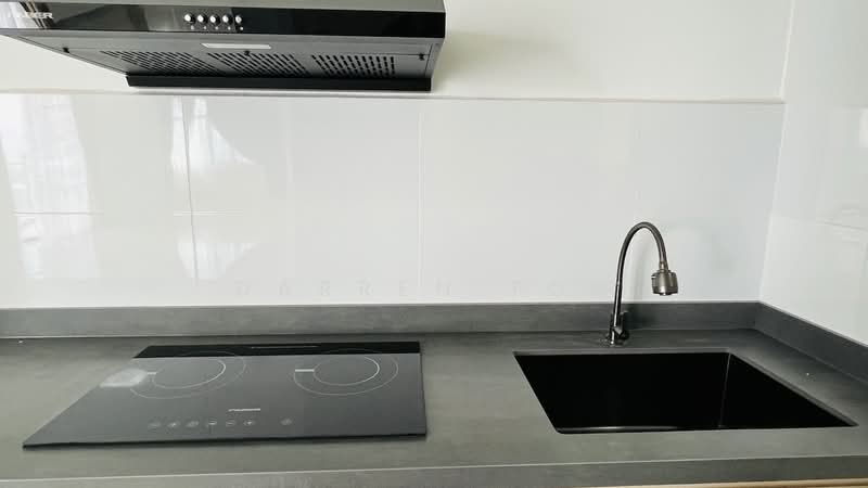 Servis Apartment untuk Disewa di Serviced Residence @ The Louvre @ Country Heights - Darren Toh - Kitchen - PropertyGuru.com.my