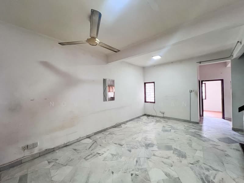 2-storey Terraced House for Sale in Alam Damai (Cheras) - Noraini Dahan - Living Room - PropertyGuru.com.my
