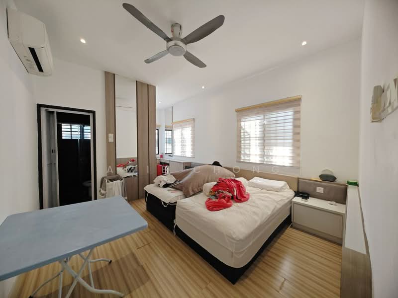 Rumah Berkembar untuk Dijual di Taman Pinji Indah (Ipoh) - Amie Chong - Bedroom - PropertyGuru.com.my