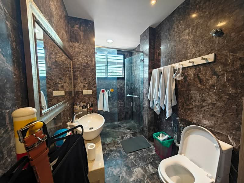 Pasir Pinji Doeble Storey Semi D Fully Renovated For Sale untuk Untuk Dijual - RM 790,000, Mac 2026 - Bathroom - PropertyGuru.com.my