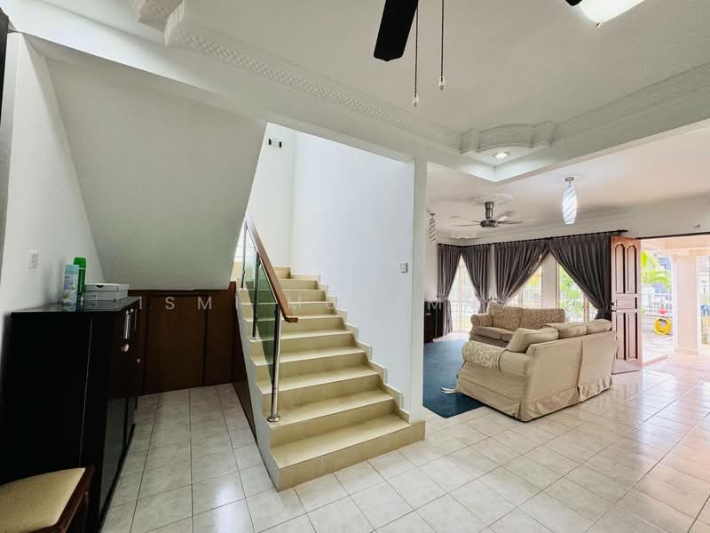 Semi-Detached House for Sale in Bandar Seri Putra (Bangi) - Ismi Muhammad - Living Room - PropertyGuru.com.my