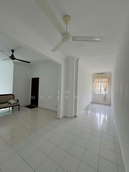 Semi-Detached House for Sale in Bandar Seri Putra (Bangi) - Ismi Muhammad - Living Room - PropertyGuru.com.my