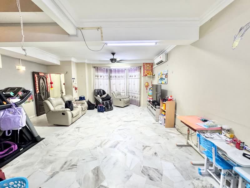 Taman Bukit Utama untuk Untuk Dijual - RM 620,000, Mac 2026 - Living Room - PropertyGuru.com.my