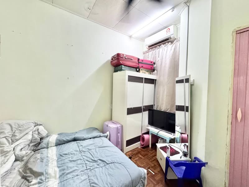 Taman Bukit Utama untuk Untuk Dijual - RM 620,000, Mac 2026 - Bedroom - PropertyGuru.com.my