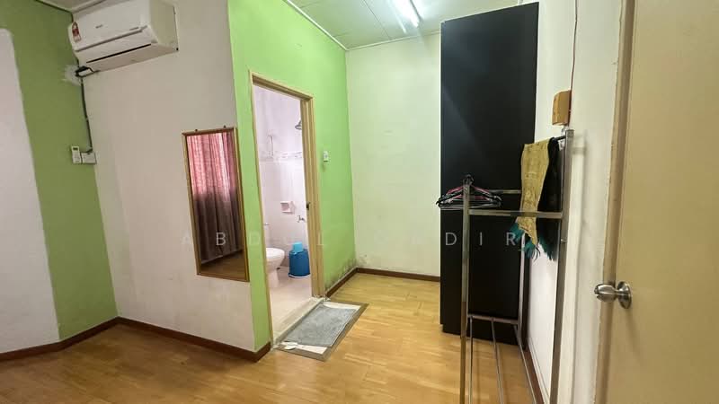 2-storey Terraced House for Sale in Saujana Impian (Kajang) - Abdul Qadir - PropertyGuru.com.my