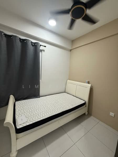 Kondominium untuk Disewa di Fairview Residence - Lim Keh Sin - Bedroom - PropertyGuru.com.my