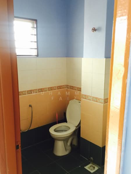2-storey Terraced House for Rent in Seksyen 3 (Bangi) - Muhammad Faiz - Bathroom - PropertyGuru.com.my