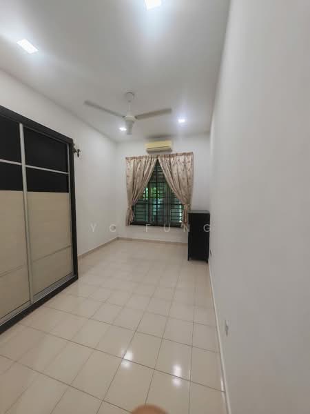 Taman Mutiara Rini untuk Untuk Disewa - RM 2,000 /bulan, Mac 2026 - Bedroom - PropertyGuru.com.my