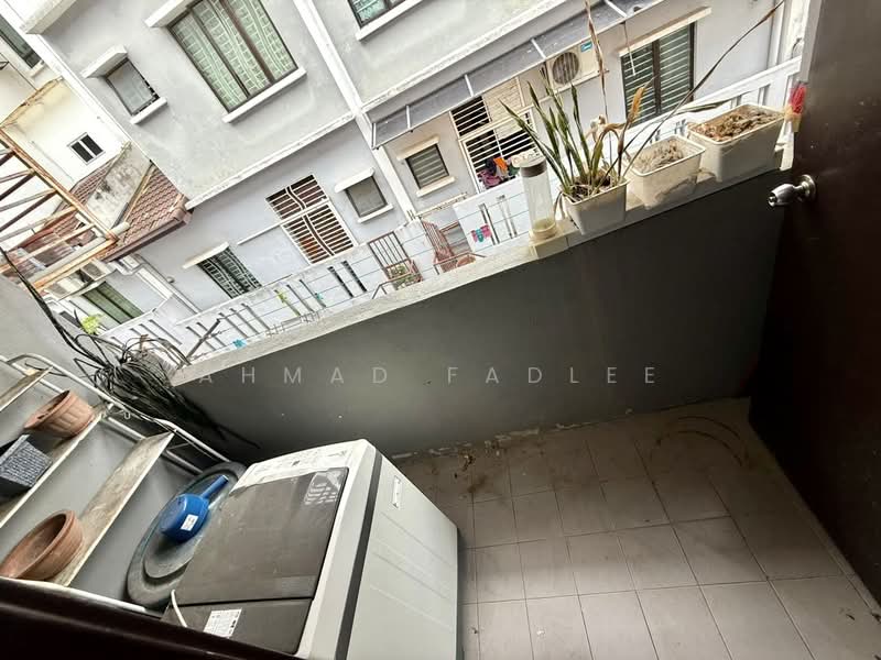 Untuk Dijual - Taman Tropika 2