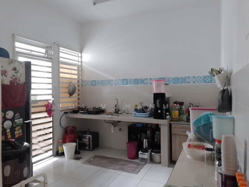 2-storey Terraced House for Sale in Seremban 2 (Negeri Sembilan) - Ismi Muhammad - Kitchen - PropertyGuru.com.my