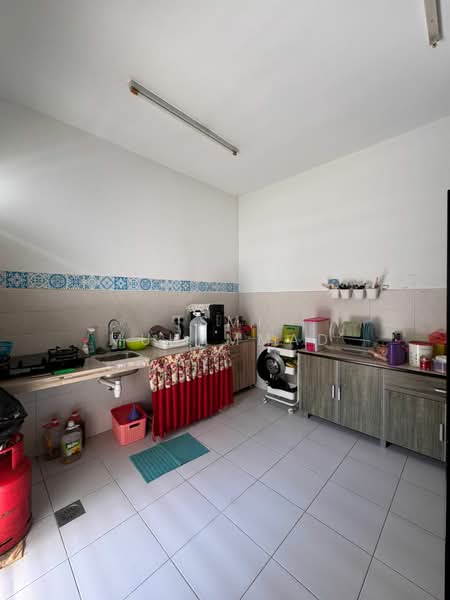 2-storey Terraced House for Sale in Seremban 2 (Negeri Sembilan) - Ismi Muhammad - Kitchen - PropertyGuru.com.my