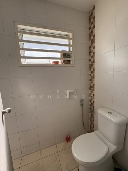 2-storey Terraced House for Sale in Seremban 2 (Negeri Sembilan) - Ismi Muhammad - Bathroom - PropertyGuru.com.my