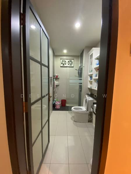 Condominium for Rent at Marinox Sky Villas - Desmond Low - Bathroom - PropertyGuru.com.my