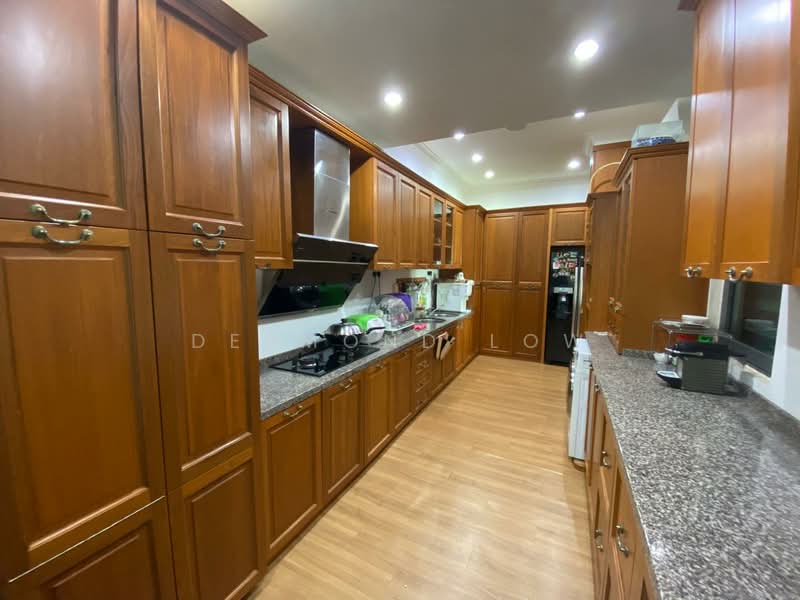 Condominium for Rent at Marinox Sky Villas - Desmond Low - Kitchen - PropertyGuru.com.my