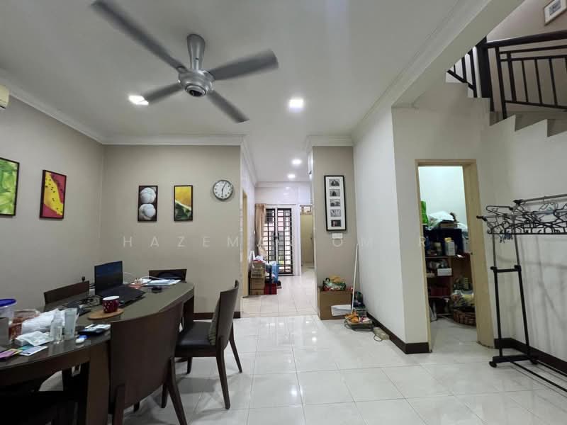 2-storey Terraced House for Sale in Bukit Jelutong (Shah Alam) - Hazeman Omar - Living Room - PropertyGuru.com.my