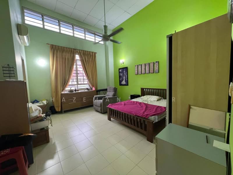 2-storey Terraced House for Sale in Bukit Jelutong (Shah Alam) - Hazeman Omar - Bedroom - PropertyGuru.com.my