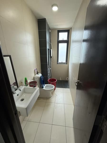 Service Residence for Rent at 8Scape Residence @ Sutera - Poey Loh - Bathroom - PropertyGuru.com.my