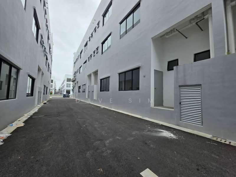 Shop / Office for Rent in Austin Crest (Johor Bahru) - Dave Sim - Exterior - PropertyGuru.com.my