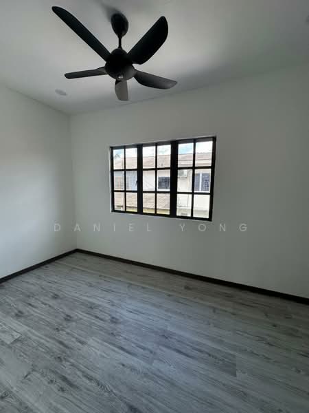 2-storey Terraced House for Sale in Taman Puteri Wangsa (Ulu Tiram) - Daniel Yong - Interior - PropertyGuru.com.my