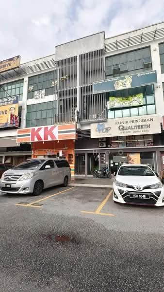 Kedai / Pejabat untuk Dijual di Bandar Pinggiran Subang (Shah Alam) - SWEE HOO CHEW - Exterior - PropertyGuru.com.my