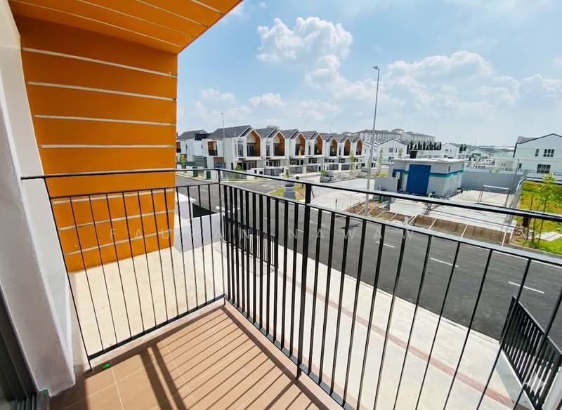 2-storey Terraced House for Sale in Kampung Selangor Dredging (Dengkil) - Fauran Nawawi - PropertyGuru.com.my