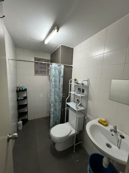 Service Residence for Rent at Endah Promenade - Alice . - Bathroom - PropertyGuru.com.my