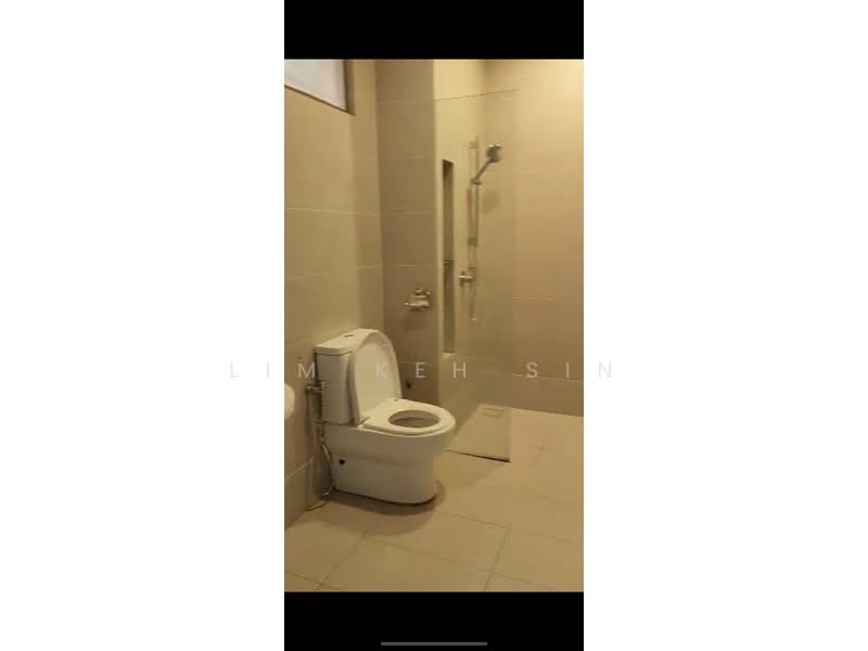 Setia Pinnacle untuk Untuk Disewa - RM 1,400 /bulan, Mac 2026 - Bathroom - PropertyGuru.com.my