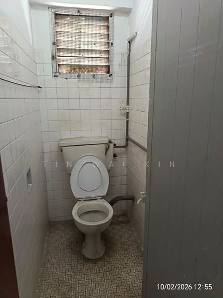 Shop / Office for Rent in Brickfields (Kuala Lumpur) - Tin Wai Kin - Bathroom - PropertyGuru.com.my